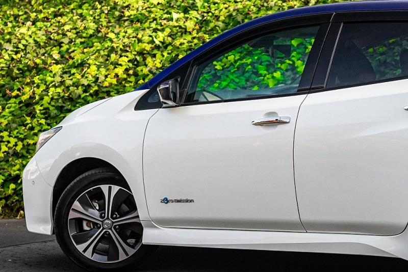 2018 Nissan Leaf 40G Full English