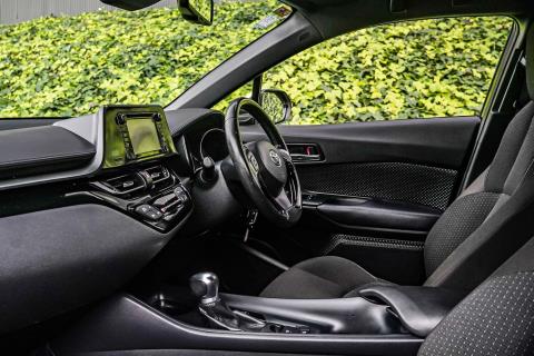 2019 Toyota C-HR Turbo Edge - Thumbnail