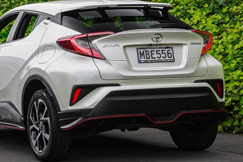 2019 Toyota C-HR Turbo Edge - Thumbnail