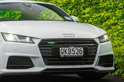 2015 Audi TT 2.0TFSI Quattro - Thumbnail