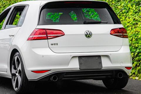 2014 Volkswagen Golf GTI - Thumbnail