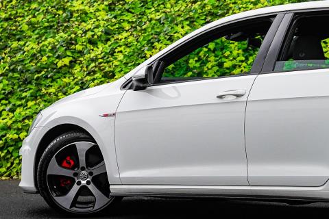 2014 Volkswagen Golf GTI - Thumbnail