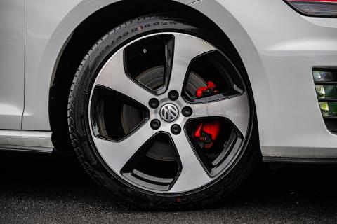 2014 Volkswagen Golf GTI - Thumbnail