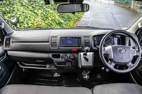 2022 Toyota Hiace ZL 5 Door - Thumbnail
