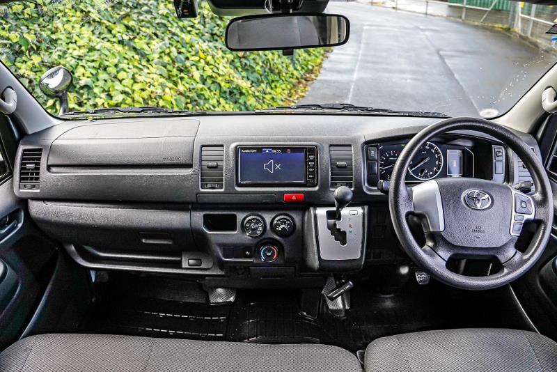 2022 Toyota Hiace ZL 5 Door
