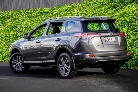 2018 Toyota RAV4 GX 2.0P - Thumbnail