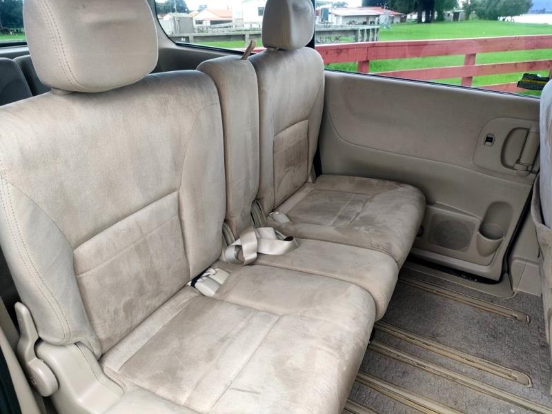 2008 Nissan Serena 8 Seater