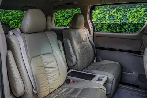 2012 Toyota Alphard Hybrid / Vellfire - Thumbnail