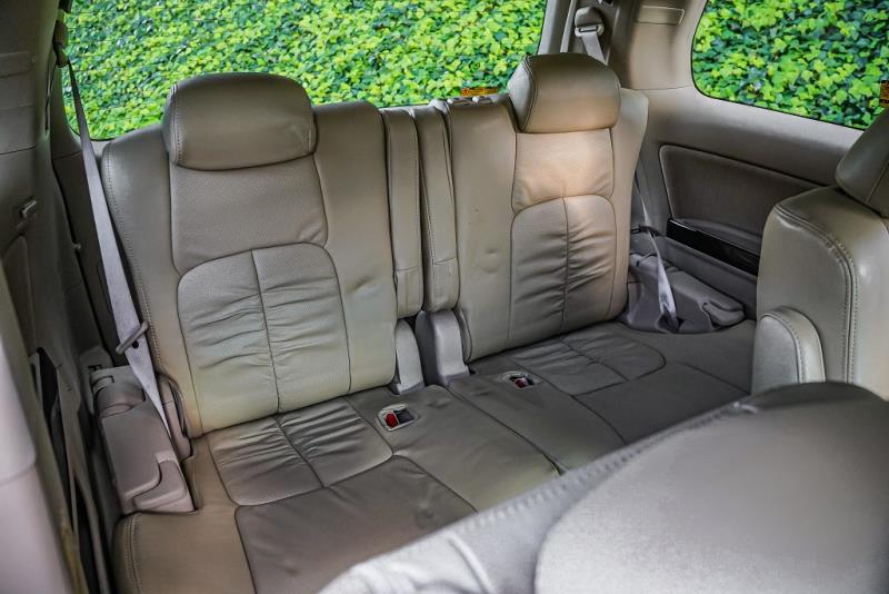 2012 Toyota Alphard Hybrid / Vellfire