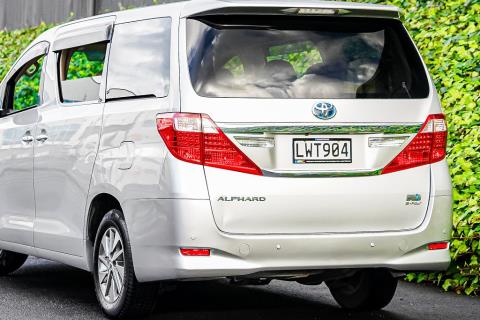 2012 Toyota Alphard Hybrid / Vellfire - Thumbnail
