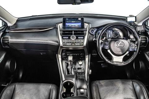 2015 Lexus NX 300h - Thumbnail