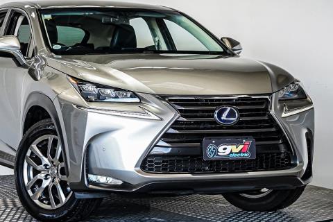 2015 Lexus NX 300h - Thumbnail