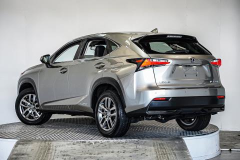 2015 Lexus NX 300h - Thumbnail