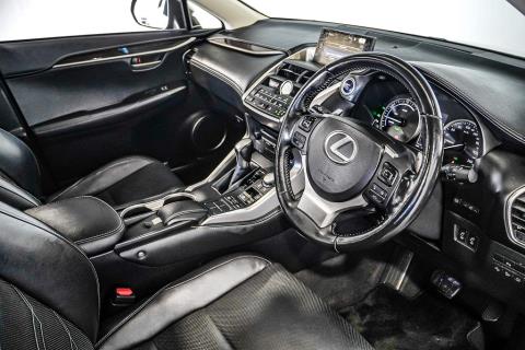 2015 Lexus NX 300h - Thumbnail