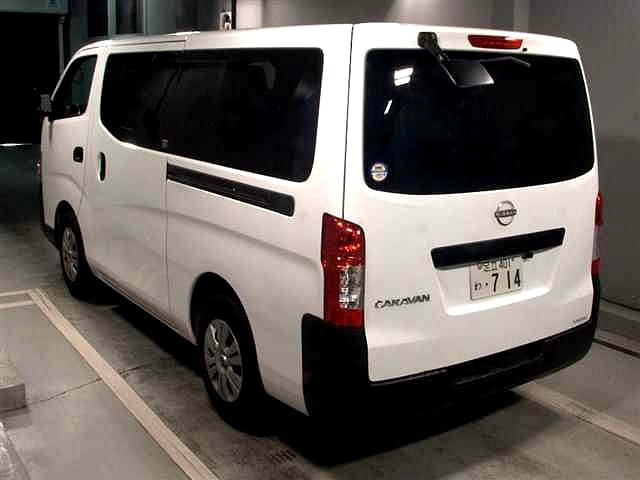 2022 Nissan NV350 6 Seater