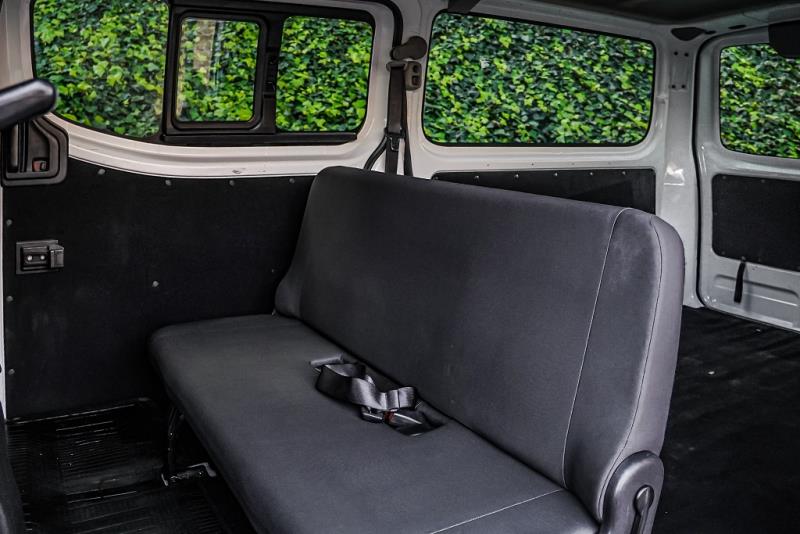 2022 Nissan Nv350 / Caravan 5 Door