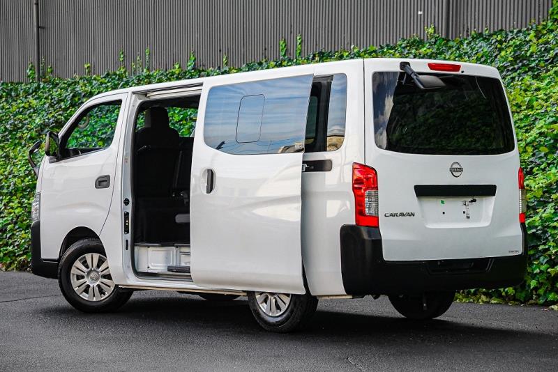 2022 Nissan Nv350 / Caravan 5 Door