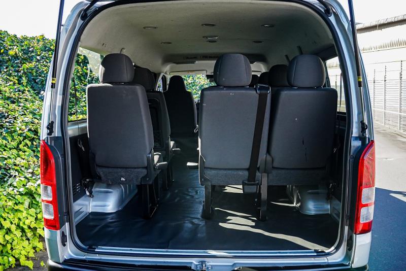 2018 Toyota Hiace 10 Seater Minibus