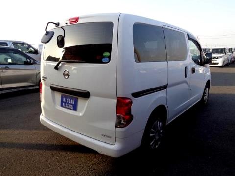 2020 Nissan NV200 5 Seater - Thumbnail