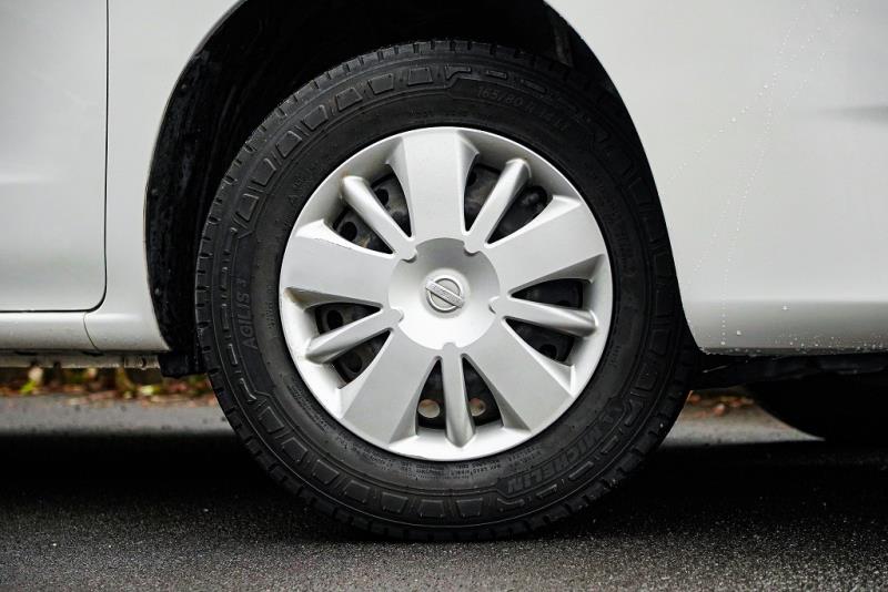 2020 Nissan NV200 5 Seater