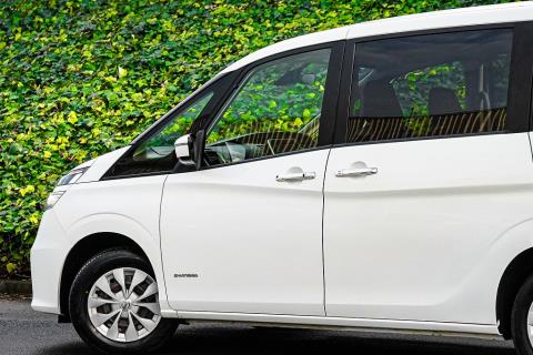 2019 Nissan Serena S-Hybrid - Thumbnail