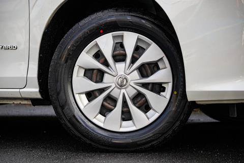 2019 Nissan Serena S-Hybrid - Thumbnail