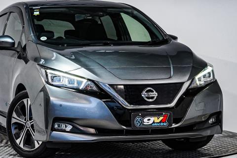 2018 Nissan Leaf 40G 84% SOH - Thumbnail
