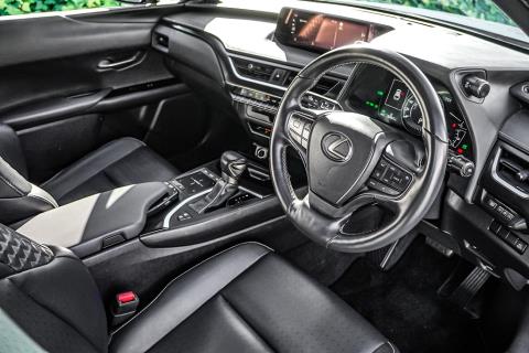 2019 Lexus UX 250h - Thumbnail