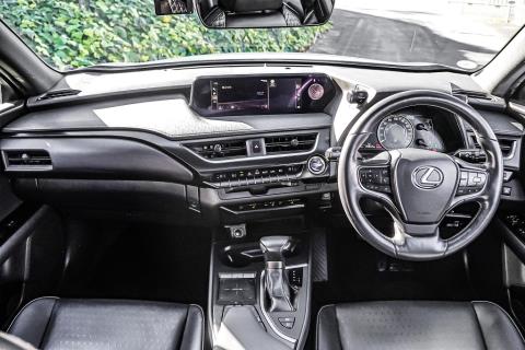 2019 Lexus UX 250h - Thumbnail