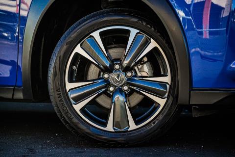 2019 Lexus UX 250h - Thumbnail