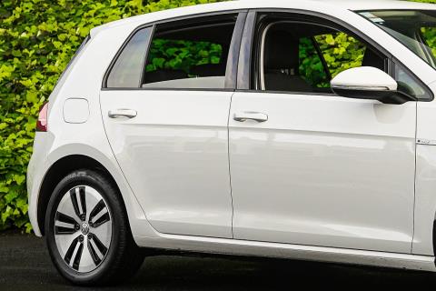 2020 Volkswagen e-Golf EV Gen 2 36kWh - Thumbnail