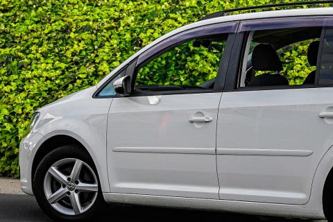 2012 Volkswagen Touran TSI - Thumbnail