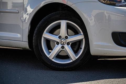 2012 Volkswagen Touran TSI - Thumbnail