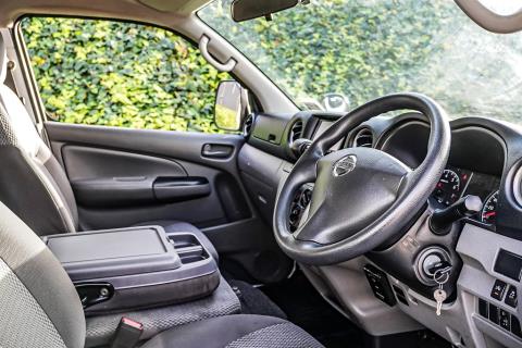 2018 Nissan NV350 / Caravan 5 Door - Thumbnail