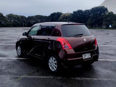 2009 Suzuki Swift XG Limited - Thumbnail
