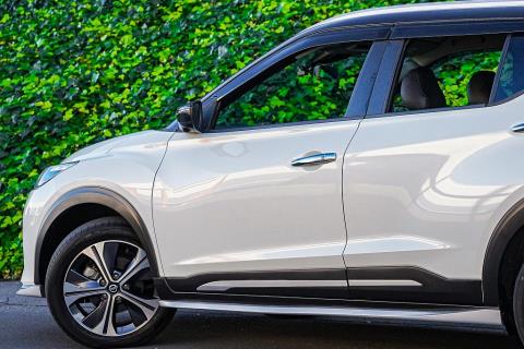 2021 Nissan Kicks e-Power X - Thumbnail