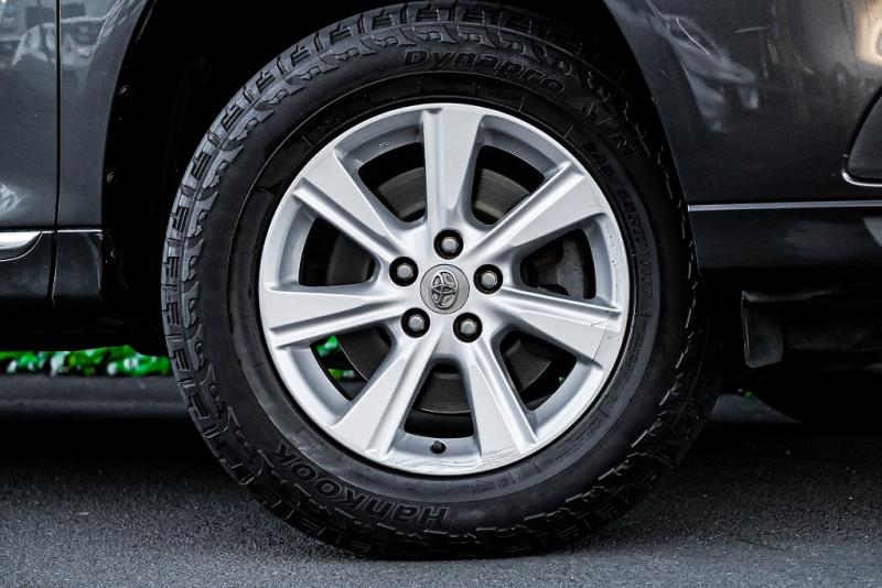 2011 Toyota Highlander 3.5P 4WD