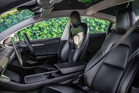 2021 Tesla Model 3 SR+ - Thumbnail