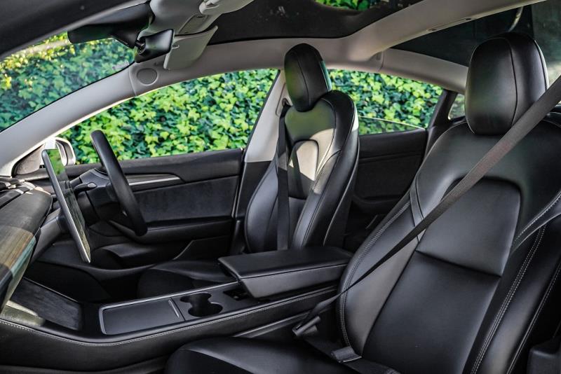 2021 Tesla Model 3 SR+