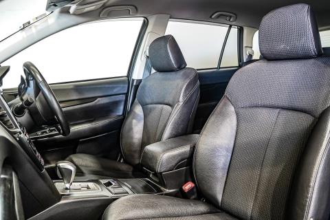 2013 Subaru Legacy 2.5i B Sport - Thumbnail