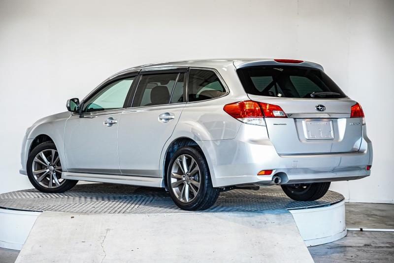 2013 Subaru Legacy 2.5i B Sport
