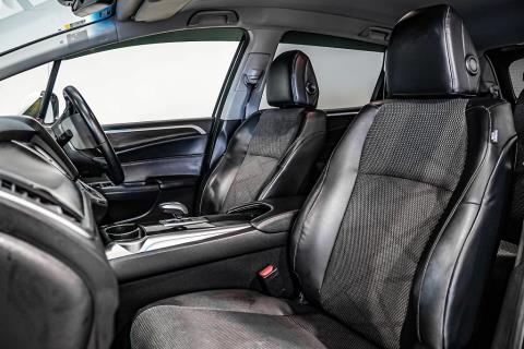 2016 Honda Jade Hybrid / Shuttle - Thumbnail