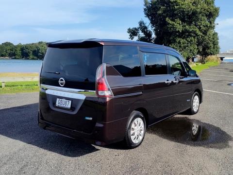 2016 Nissan Serena Hybrid 8 Seat - Thumbnail