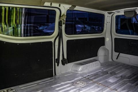 2018 Nissan NV350 5 Door Auto - Thumbnail