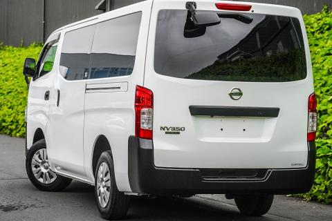 2018 Nissan NV350 5 Door Auto - Thumbnail