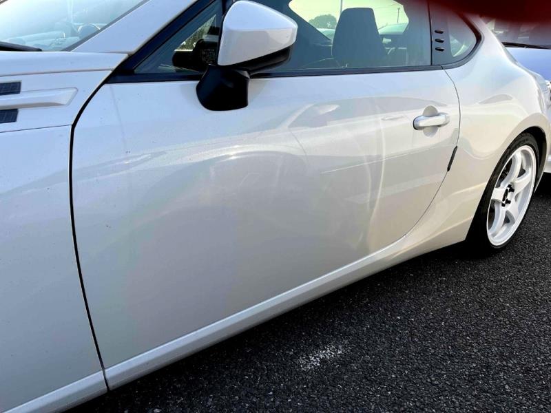 2015 Subaru BRZ R / 86