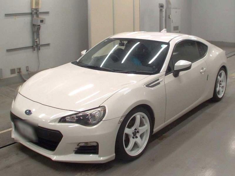 2015 Subaru BRZ R / 86