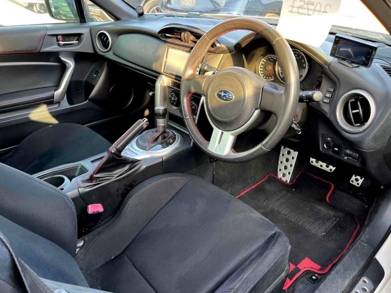 2015 Subaru BRZ R / 86