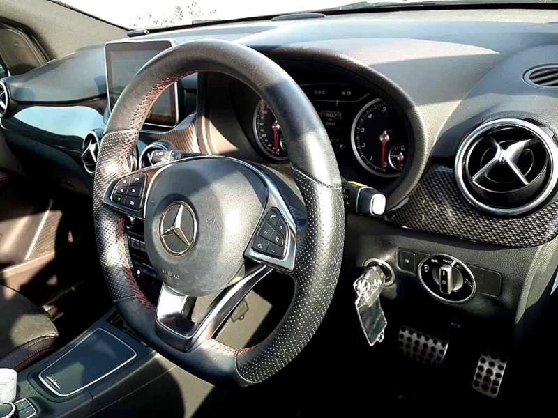 2015 Mercedes-Benz B 180