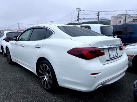 2015 Nissan Fuga Hybrid / Skyline - Thumbnail